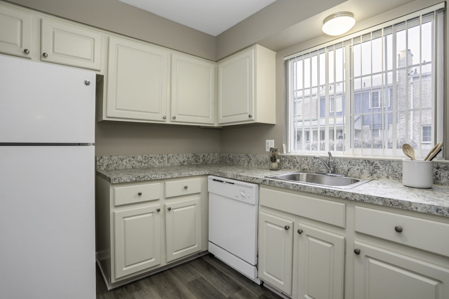 The Cloisters Townhomes Clawson, MI Townhomes for Rent