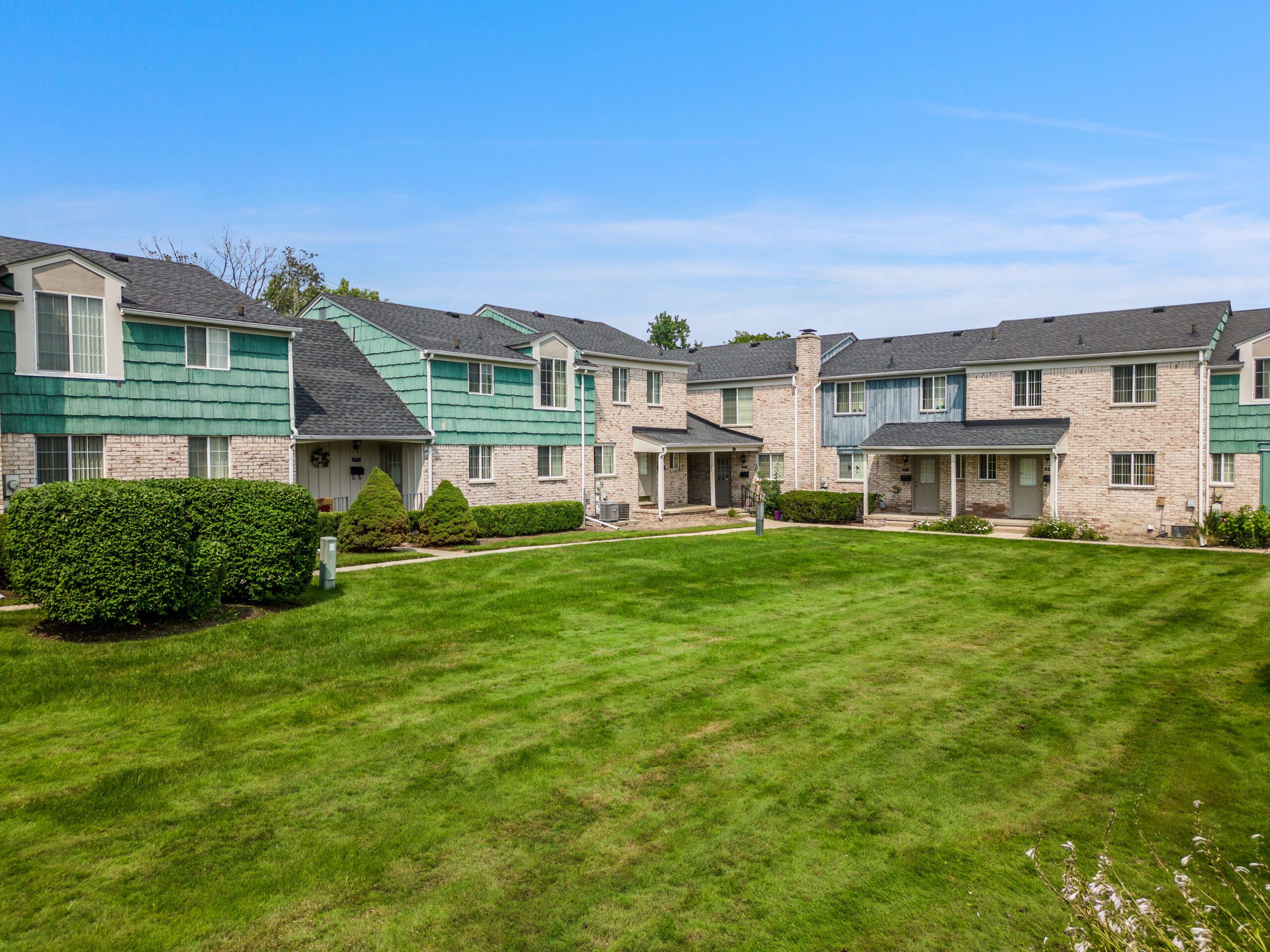 The Cloisters Townhomes Clawson, MI Townhomes for Rent