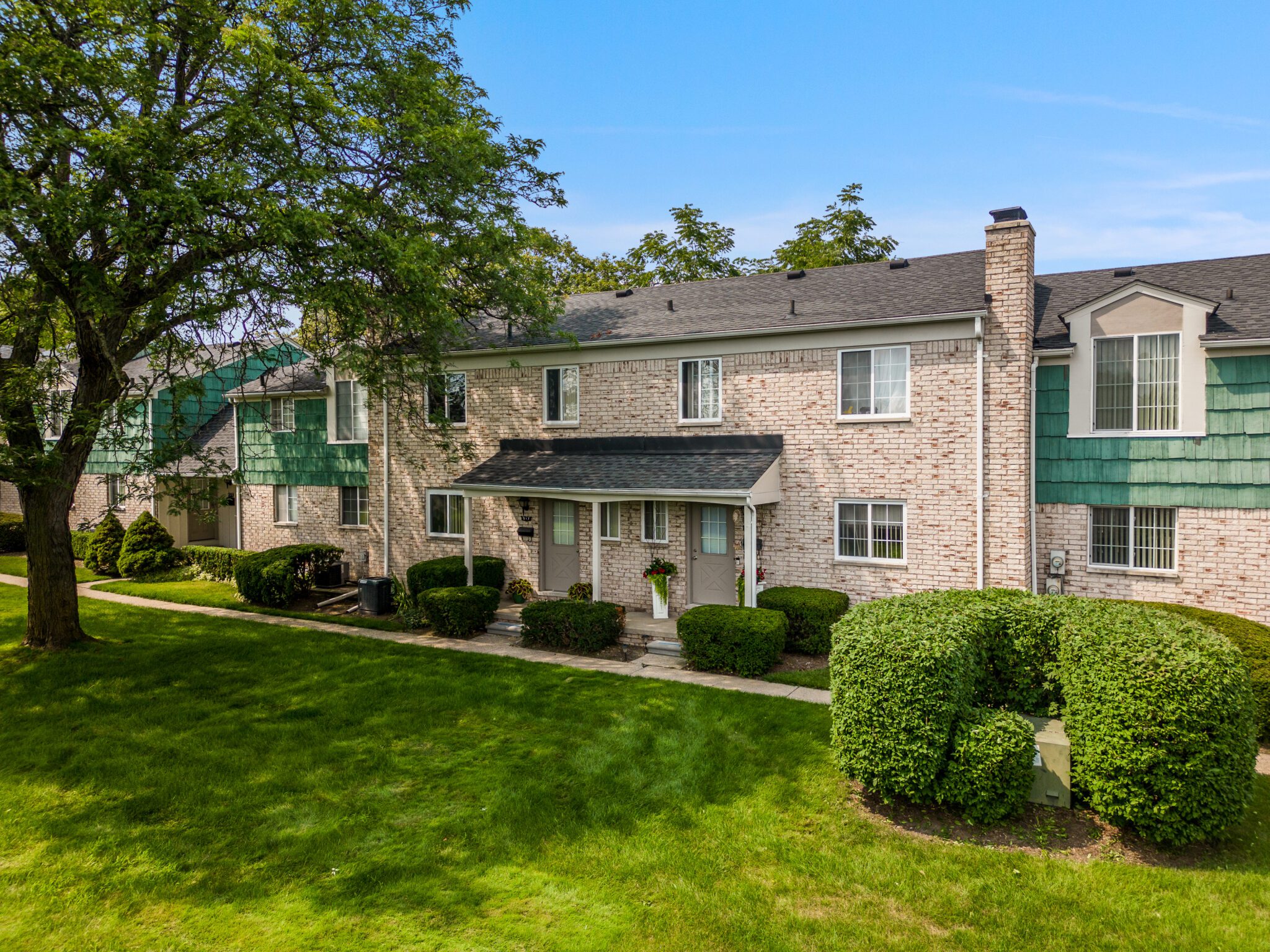 The Cloisters Townhomes Clawson, MI Townhomes for Rent